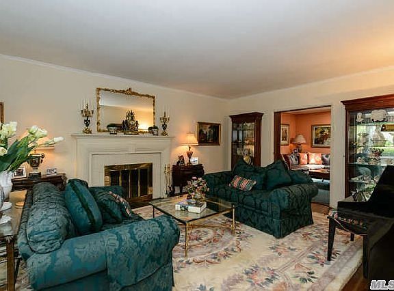 4th image of 120 Garden St