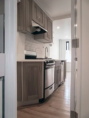 Rented by Landmark Real Estate | media 11