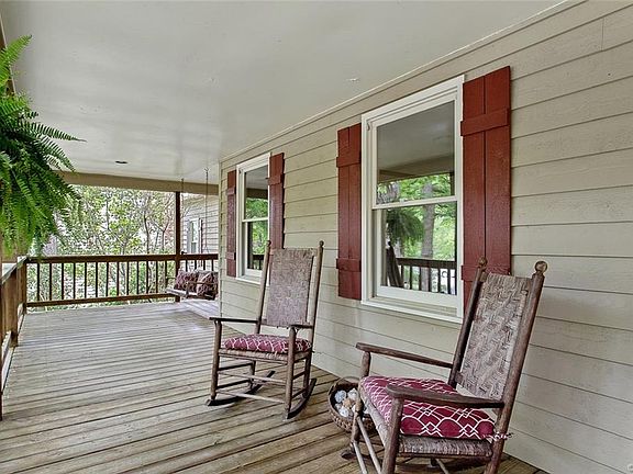 4th image of 8298 Plum Grove Dr