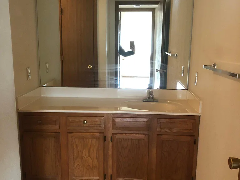 1665 Hickory Creek Dr — Photo 2