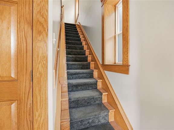 4th image of 504 Bellefontaine Ave