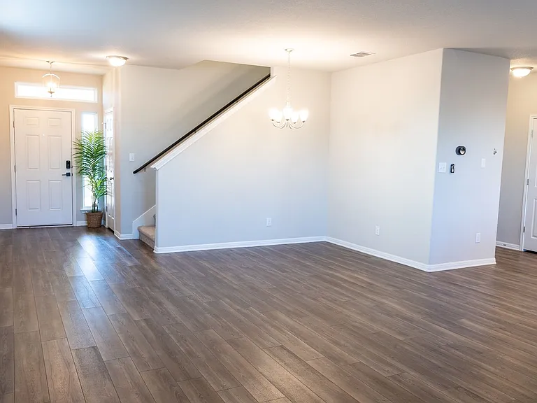 366 Silver Springs Bnd — Photo 8