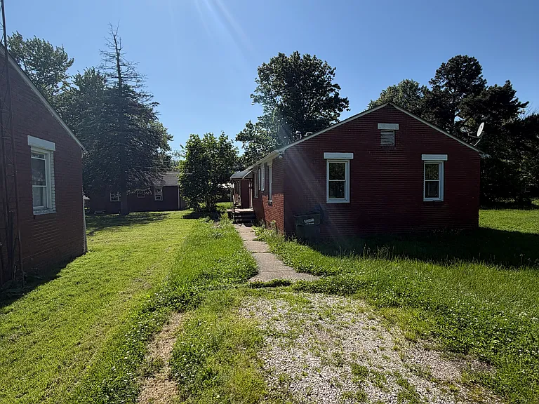 1724 Osage Ave SE — Photo 10