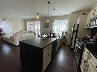 17 Playstead Rd #TOWNHOUSE, Dorchester, MA 02125