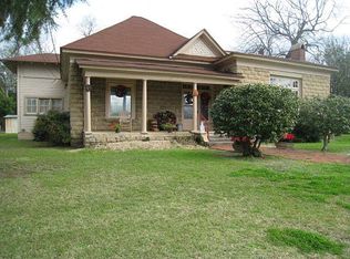 218 E Rr St, Pelham, GA 31779