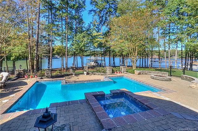 1st image of 8896 Beach Bluff Ct