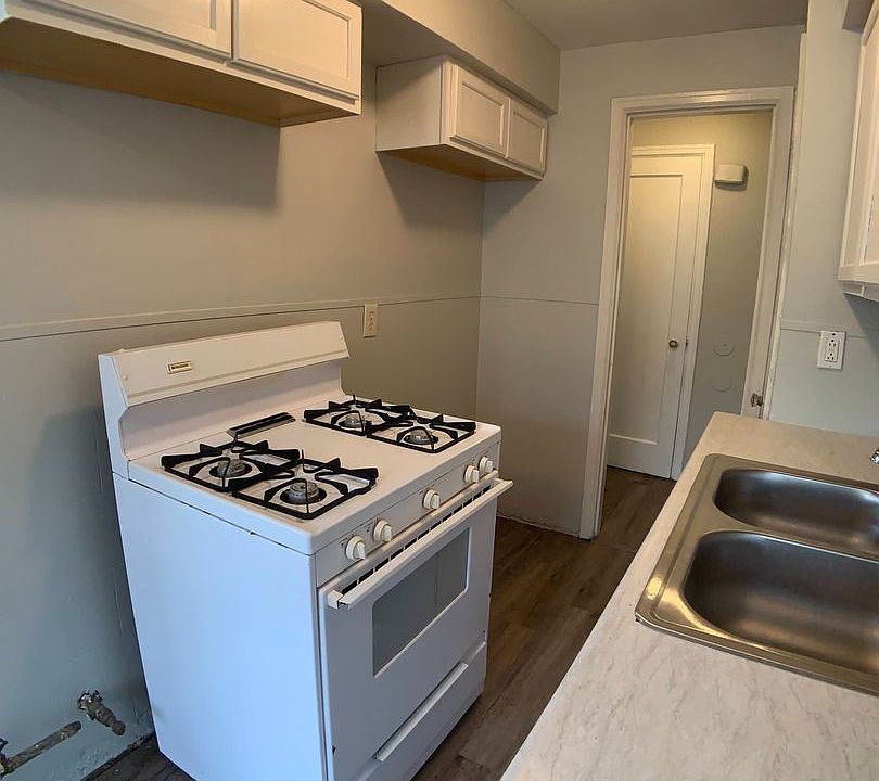 1st image of 420 W Parkwood Dr APT 5