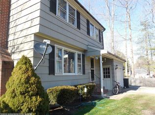 12 Deacon Rd, Yarmouth, ME 04096