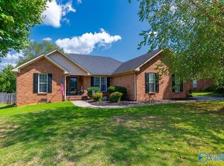 219 Bonaire Dr, Huntsville, AL 35811