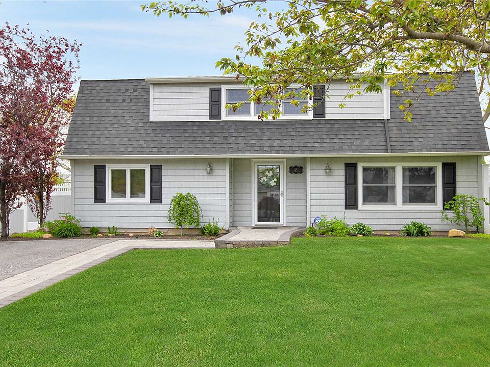 1st image of 45 College Hills Dr