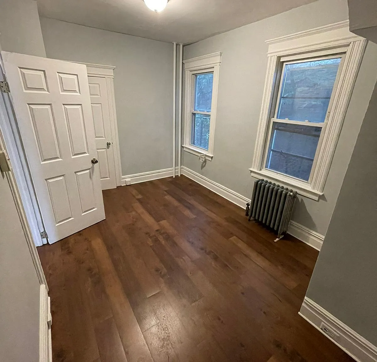 3 bed, 800 sqft, $1,900 — Photo 2