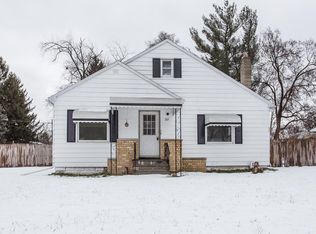 719 Lowell Ave, Jackson, MI