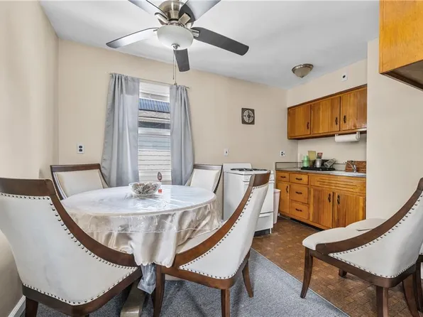 325 College Avenue image 21 of 27