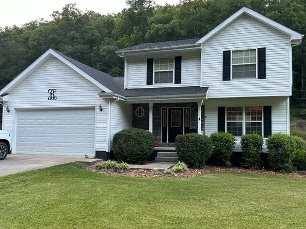130 Whispering Oaks Dr, Prestonsburg, KY 41653