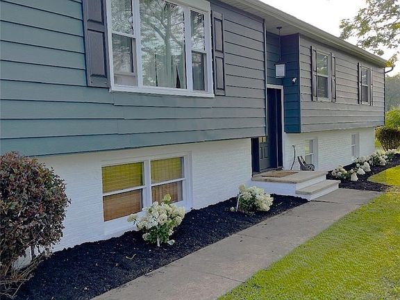 2nd image of 4616 Berry Rd