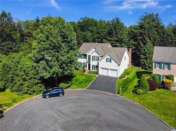 10 Walnut Court, White Plains, NY 10605