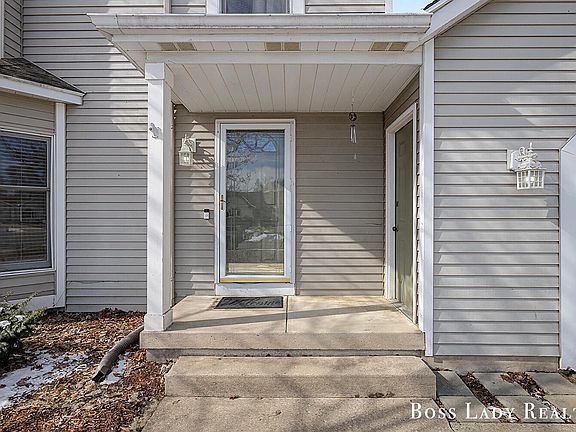 3rd image of 6323 Brookfield Ct
