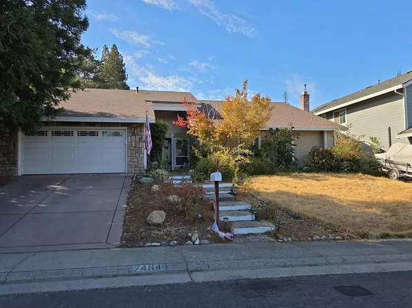 7464 Walnut Rd, Fair Oaks, CA 95628