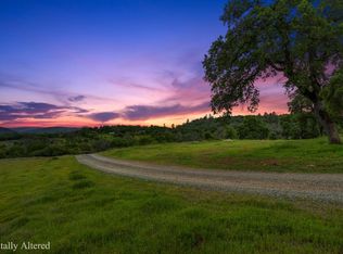 4822 Salmon Falls Rd, Pilot Hill, CA 95664