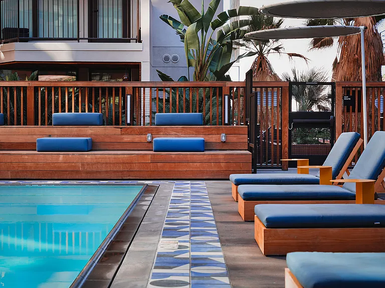 El Centro Apartments and Bungalows — Photo 10