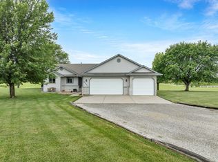 9111 N Osage St, Valley Center, KS 67147