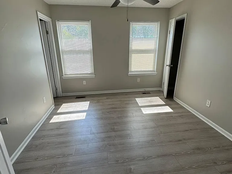 617 Fox Creek Ct — Photo 13