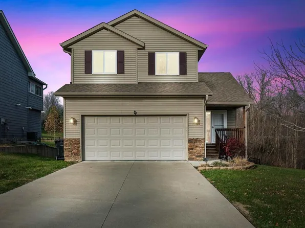 1193 9th St, Coralville, IA 52241