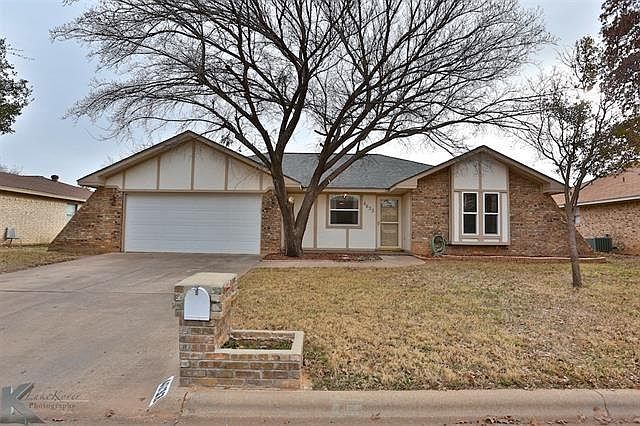 1st image of 4633 Royal Crest Dr