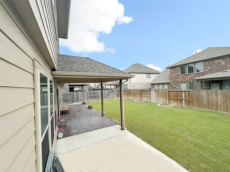 23610 Carducci Dr — Photo 41
