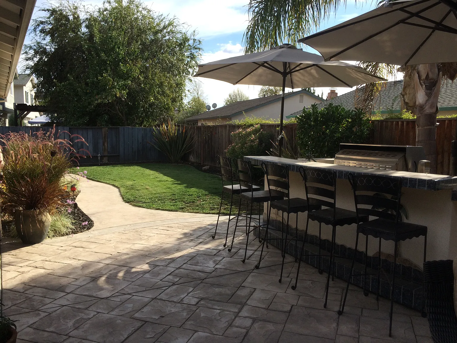 633 Geraldine St photo 1