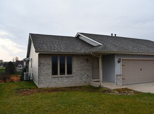 348 N Austin Rd, Janesville, WI 53548