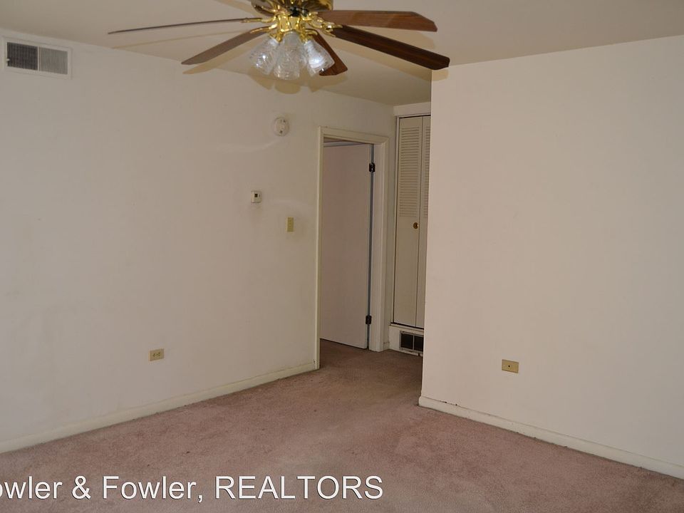 2nd image of 217 Lindsay St APT 2