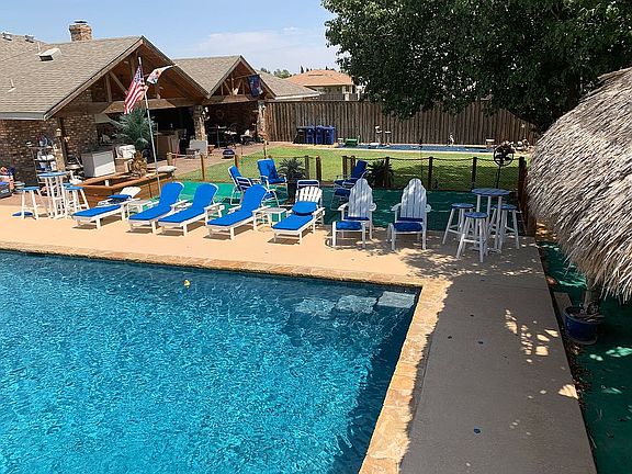 pool, patio view