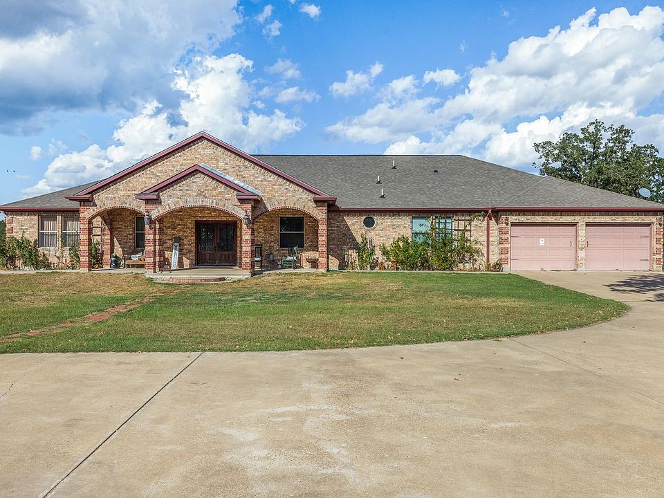 1st image of 1102 Private Road 2332