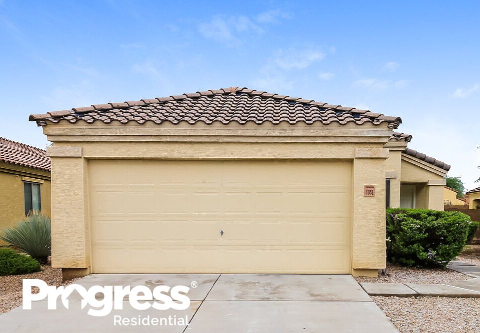 1st image of 1353 E Daniella Dr