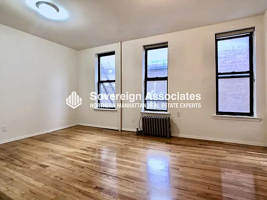 Rented by Sovereign Associates | media 2