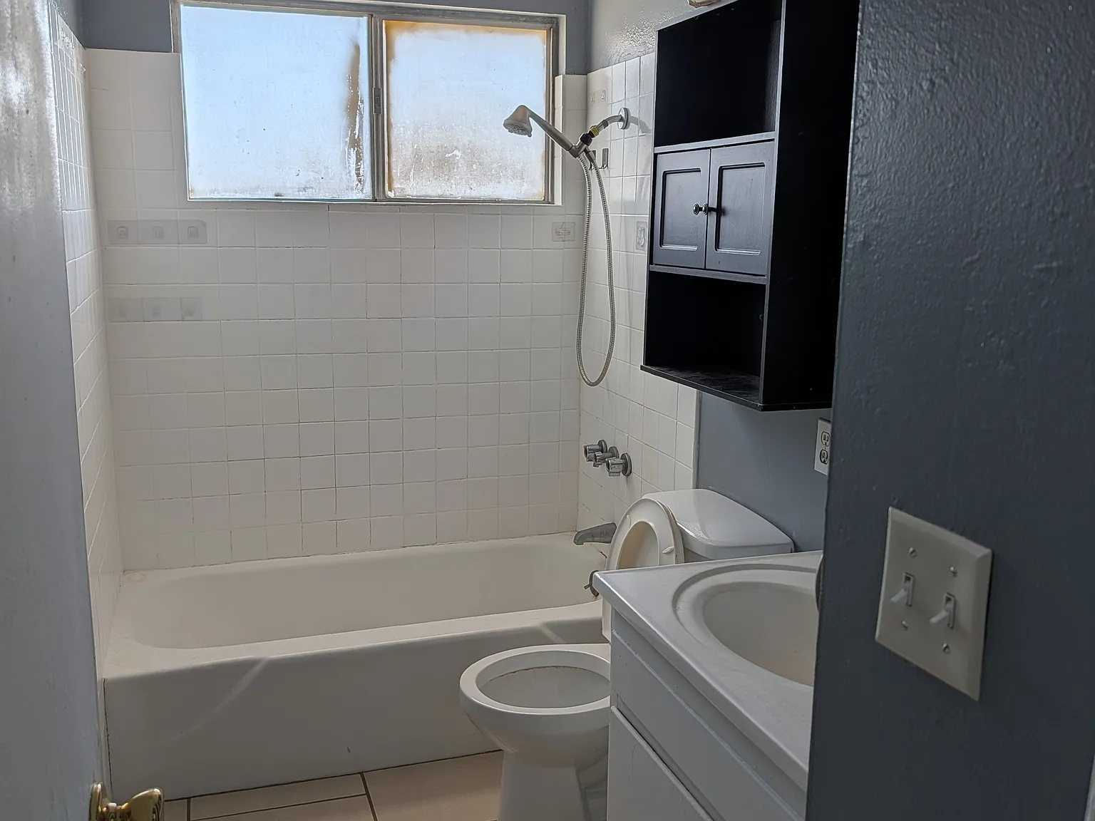 2 bed, 1680 sqft, $1,600 — Photo 2