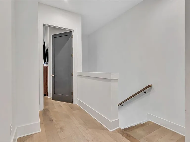 580 Heatherden Ave — Photo 31