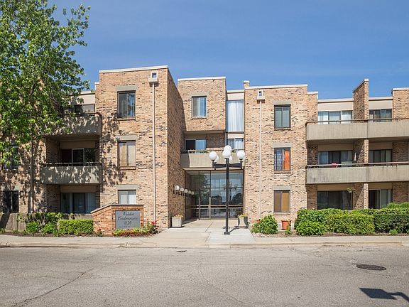 2nd image of 1926 Prairie Sq APT 319B