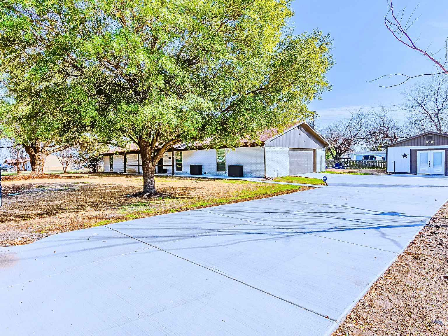 3 bed, 1714 sqft, $3,575 — Photo 2