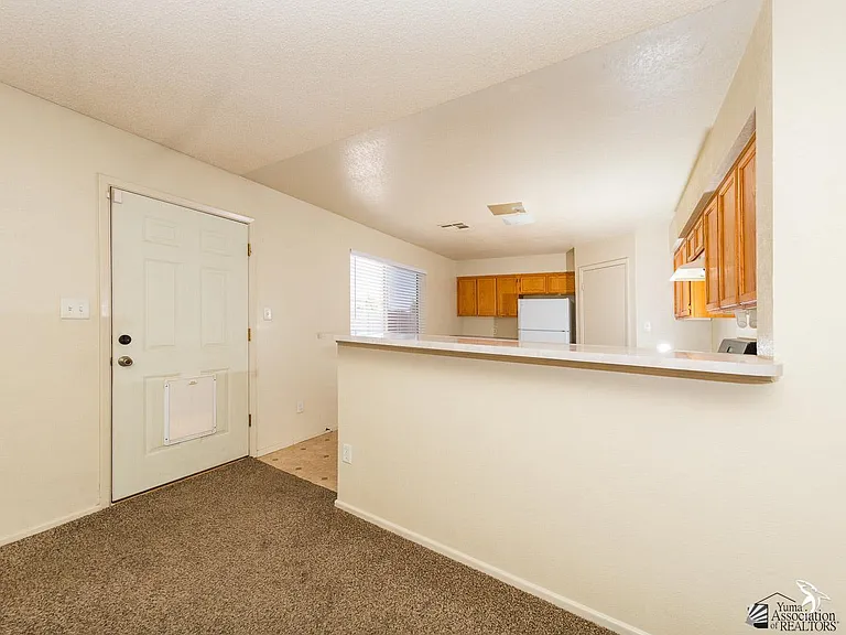 11271 E 25th Pl — Photo 6