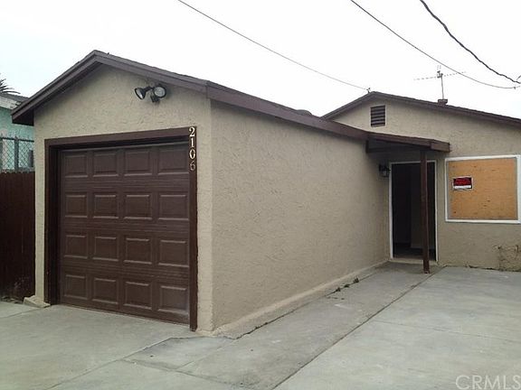 3rd image of 2106 E 110th St