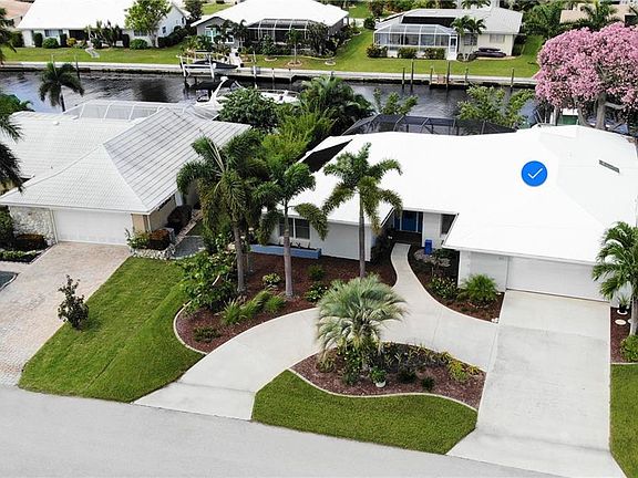 3rd image of 63 Tropicana Dr