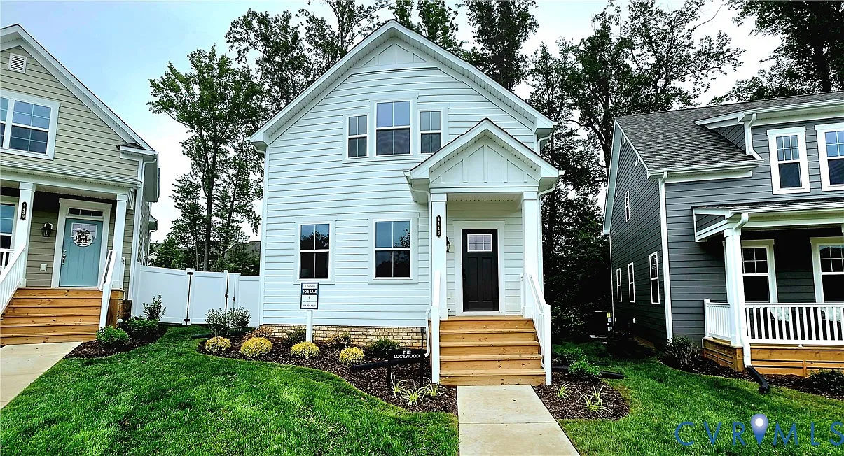 3 bed, 2.0 bath, 1800 sqft, $2,975 — Photo 1