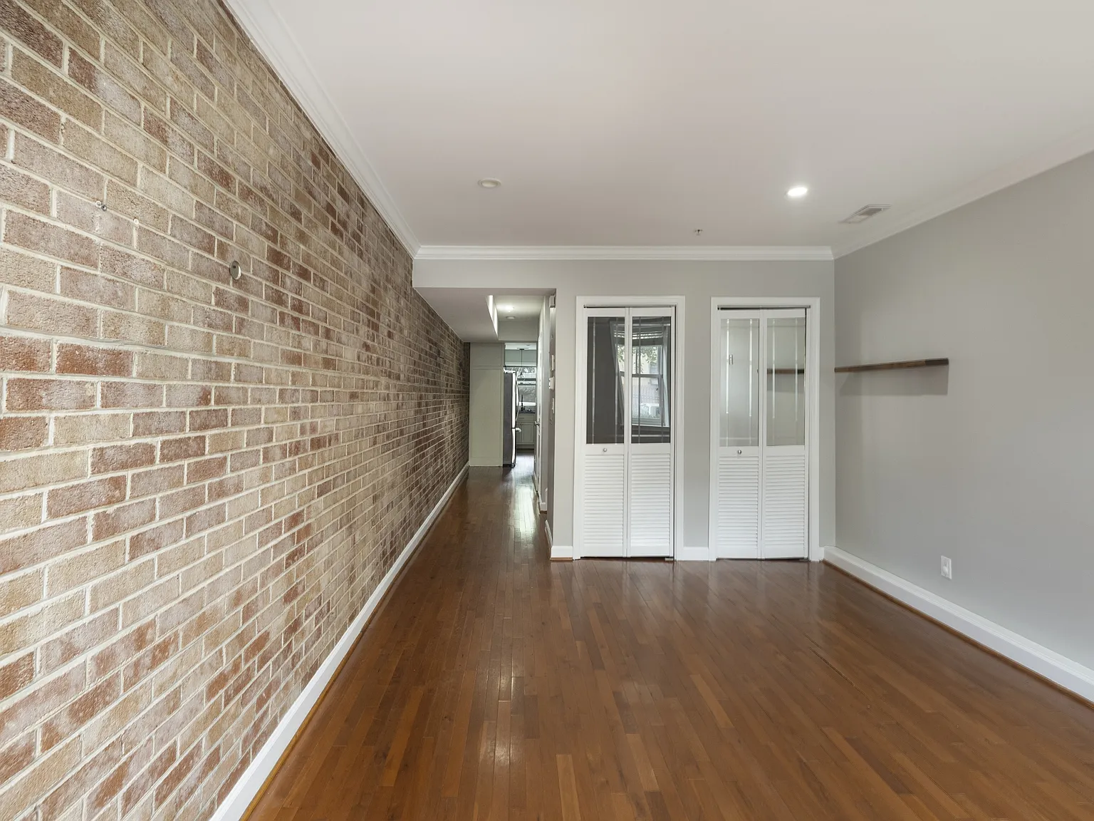 1122 K St SE (DC) - 1 — Photo 1