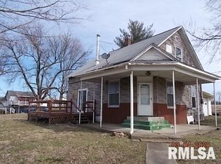 201 N Johnson St, Kell, IL 62853