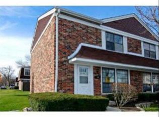 4136 Brentwood Ln, Waukegan, IL 60087