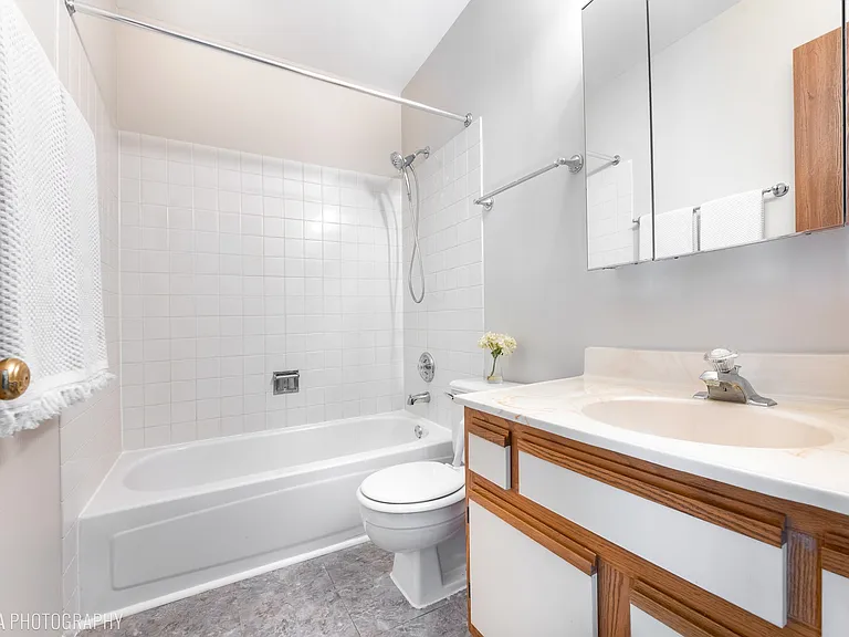 554 Abbeywood Dr — Photo 21