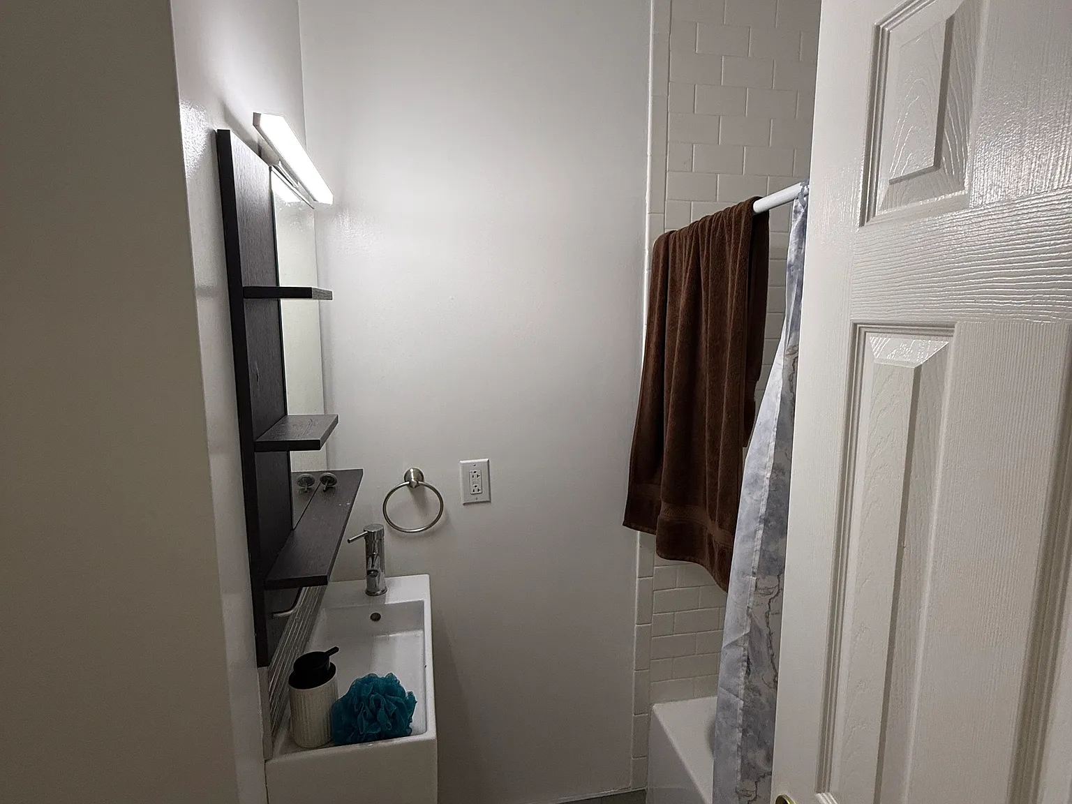 2 bed, 782 sqft, $1,999 — Photo 4