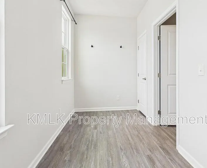4037 N Steels Cir — Photo 12